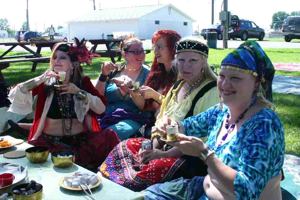 Middle Eastern Dancers Have Coffee Middle Eastern Dancers Have Coffee