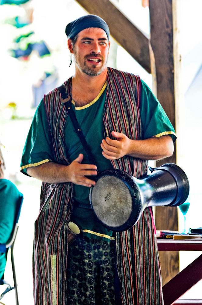 Accompanying Middle Eastern dancers at NOWM